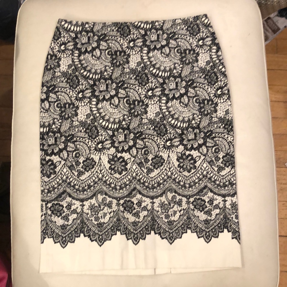 Talbots black/white print pencil skirt